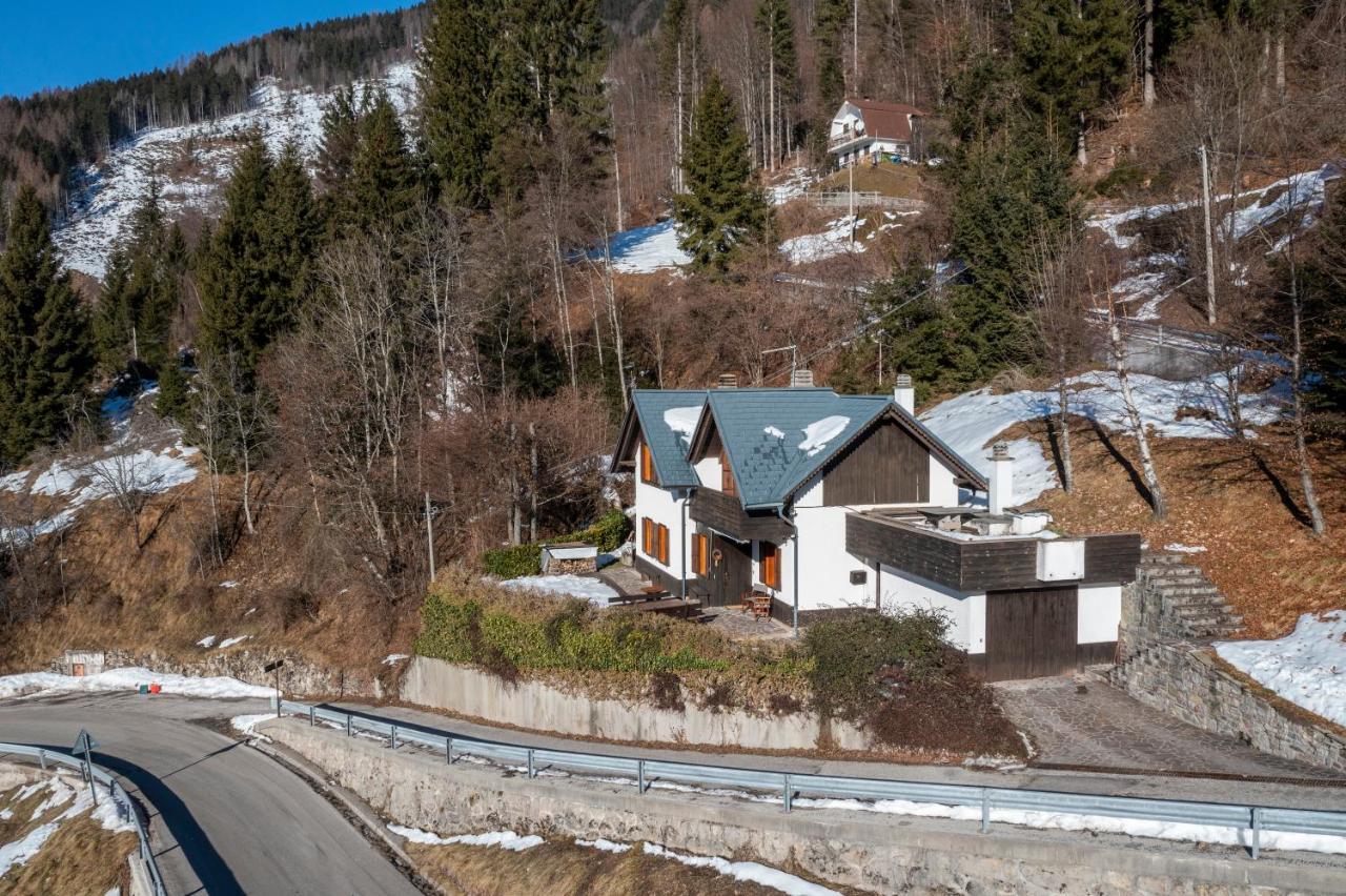 فيلا Panoramic House Carnia - Mountain View Apt With Parking And Terraces Ligosullo المظهر الخارجي الصورة