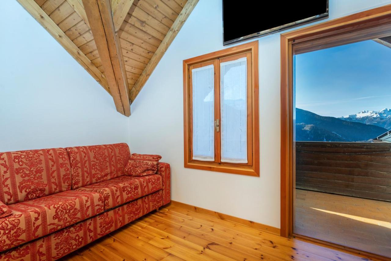 فيلا Panoramic House Carnia - Mountain View Apt With Parking And Terraces Ligosullo المظهر الخارجي الصورة
